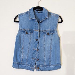 Light Wash Denim Vest - F21 - Women's Small